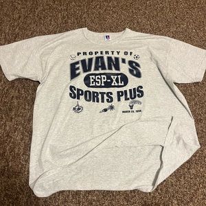 vintage single stitch 1998 russell sports tee.